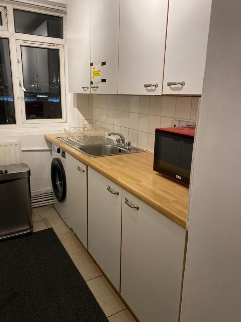 Apartment Aldgate Flats London